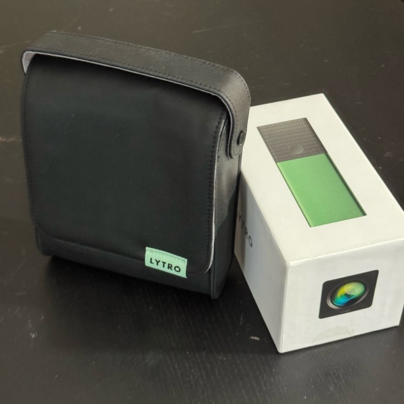 Lytro Light Field Digital Camera - Green Seagrass 8gb